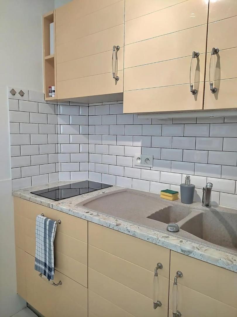 Le Travel - Appartement Equipe Proche Centre Et Yschools Труа Экстерьер фото